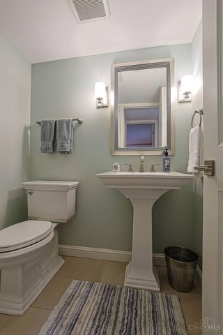 8732 Hollyhock Drive, Springfield Twp., OH 45231