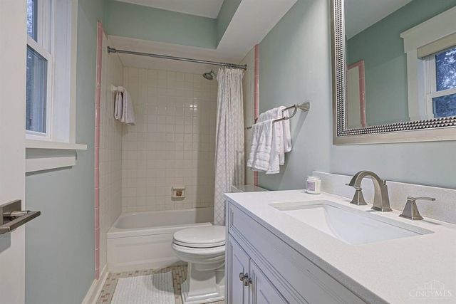 8732 Hollyhock Drive, Springfield Twp., OH 45231