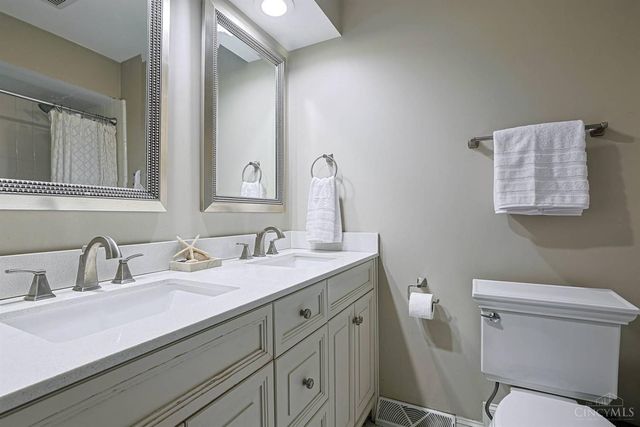 8732 Hollyhock Drive, Springfield Twp., OH 45231