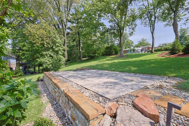 8732 Hollyhock Drive, Springfield Twp., OH 45231