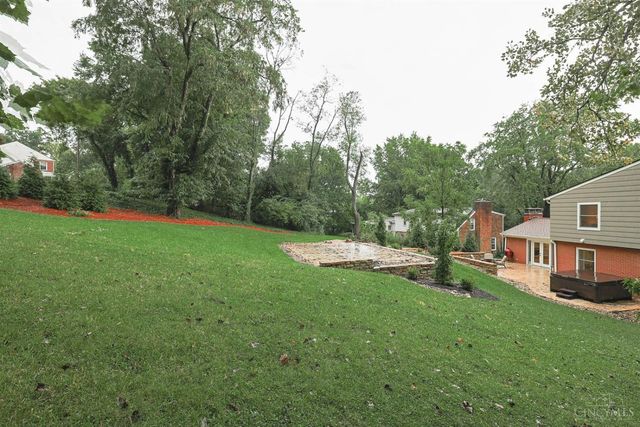 8732 Hollyhock Drive, Springfield Twp., OH 45231