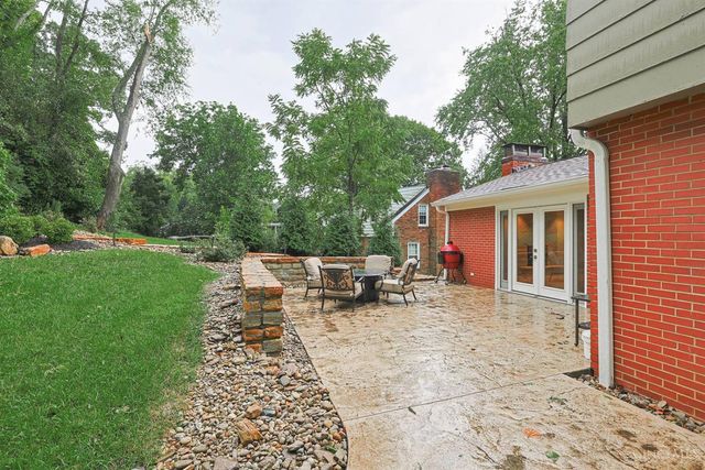 8732 Hollyhock Drive, Springfield Twp., OH 45231