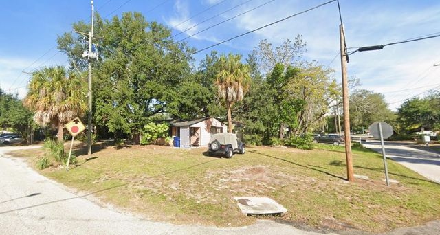 114 S BUNGALOW PARK AVENUE, Tampa, FL 33609