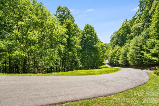 TBD Solomon Circle 16 & 17, Hendersonville, NC 28739