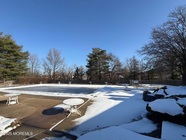 52 Aberdare Court 4, Freehold, NJ 07728