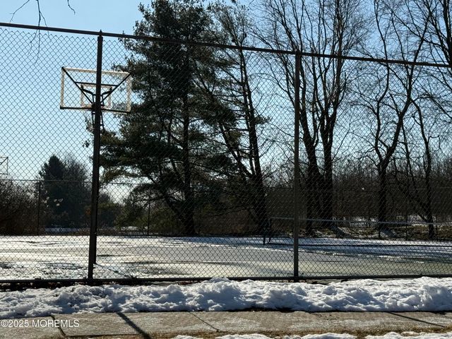 52 Aberdare Court 4, Freehold, NJ 07728