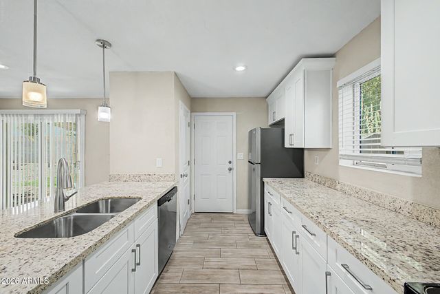 950 E LILAC Drive, Tempe, AZ 85288