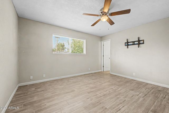 950 E LILAC Drive, Tempe, AZ 85288