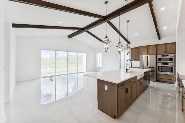 6782 SE Lost Pine Drive 27, Stuart, FL 34997