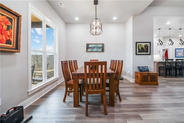 15626 Black Oak Quarry Road, Fayetteville, AR 72701