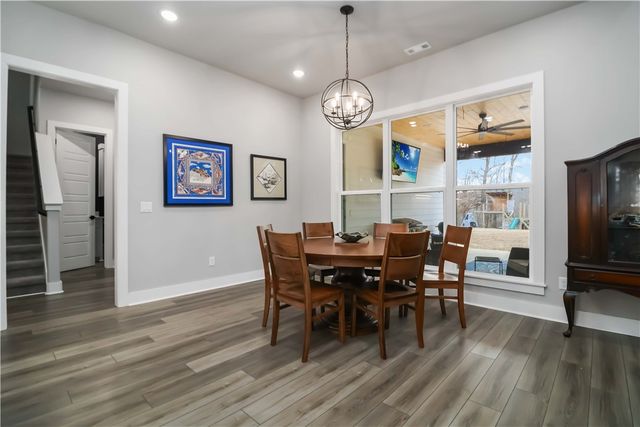 15626 Black Oak Quarry Road, Fayetteville, AR 72701