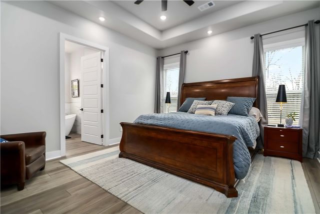 15626 Black Oak Quarry Road, Fayetteville, AR 72701