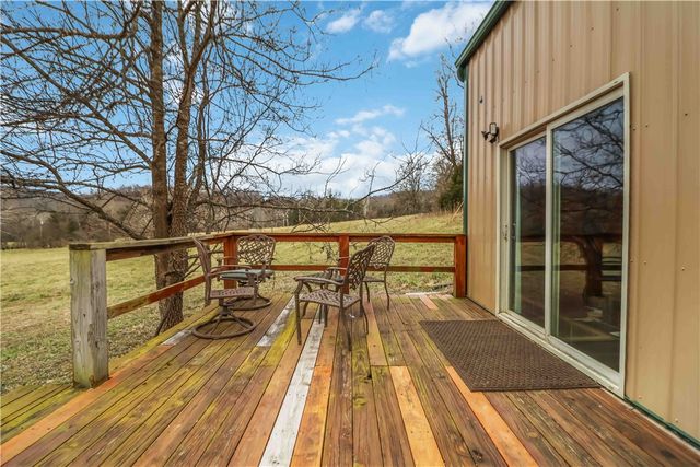 15626 Black Oak Quarry Road, Fayetteville, AR 72701