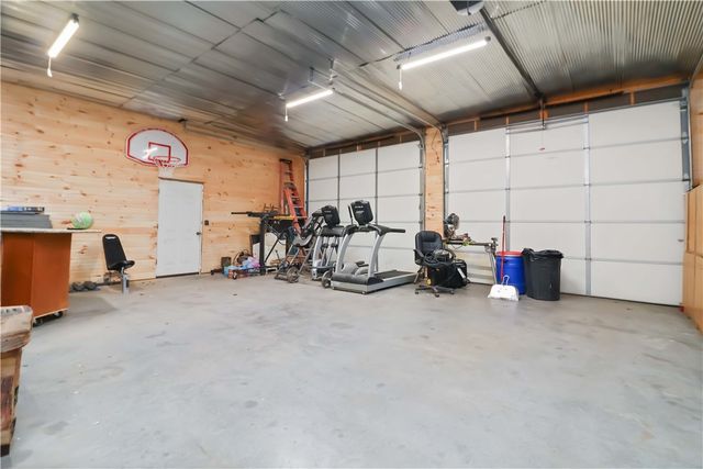 15626 Black Oak Quarry Road, Fayetteville, AR 72701