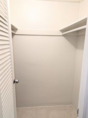 4250 Galt Ocean Drive 2E, Fort Lauderdale, FL 33308