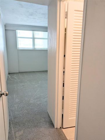 4250 Galt Ocean Drive 2E, Fort Lauderdale, FL 33308