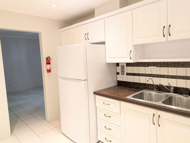 4250 Galt Ocean Drive 2E, Fort Lauderdale, FL 33308