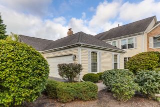 837 Suffield Square, Lincolnshire, IL 60069