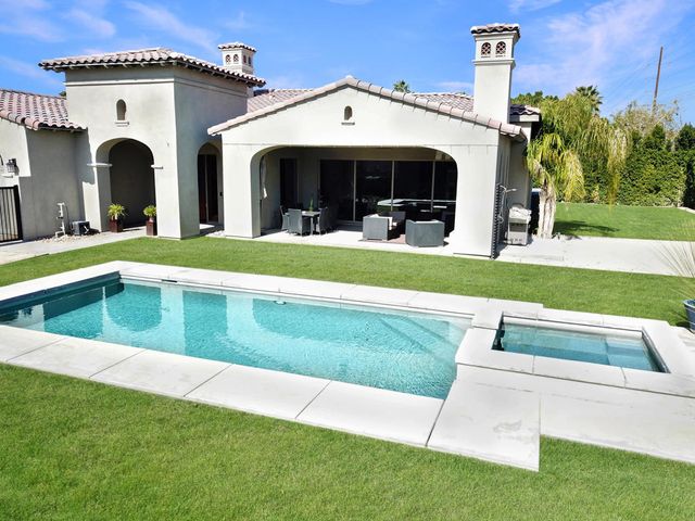 55100 Autumn Valley Court, La Quinta, CA 92253