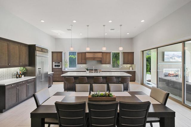 55100 Autumn Valley Court, La Quinta, CA 92253