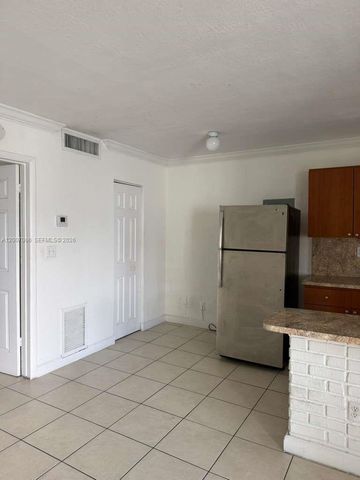 890 NW 45th Ave 25, Miami, FL 33126