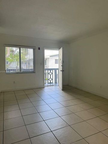 890 NW 45th Ave 25, Miami, FL 33126