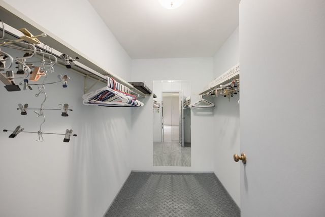 740 Saint Andrews Lane 41, Crystal Lake, IL 60014