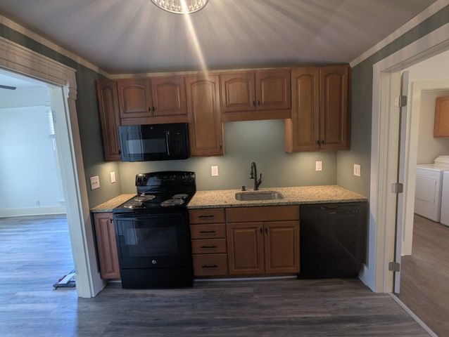 209A S Greenwood St, Lebanon, TN 37087