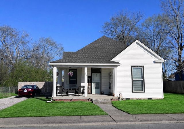 209A S Greenwood St, Lebanon, TN 37087