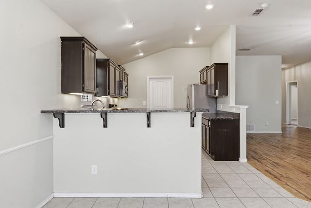 415 Nolan Ryan Dr, Midland, TX 79706