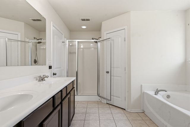 415 Nolan Ryan Dr, Midland, TX 79706