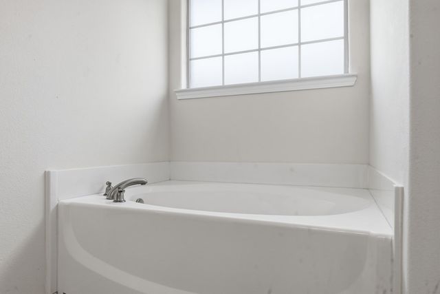 415 Nolan Ryan Dr, Midland, TX 79706