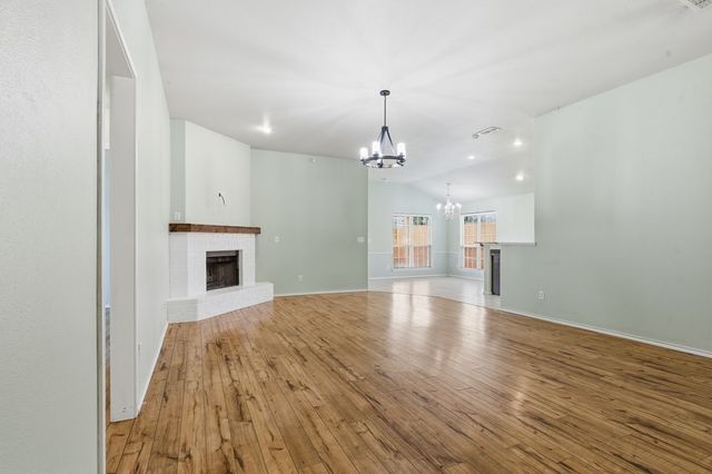 415 Nolan Ryan Dr, Midland, TX 79706