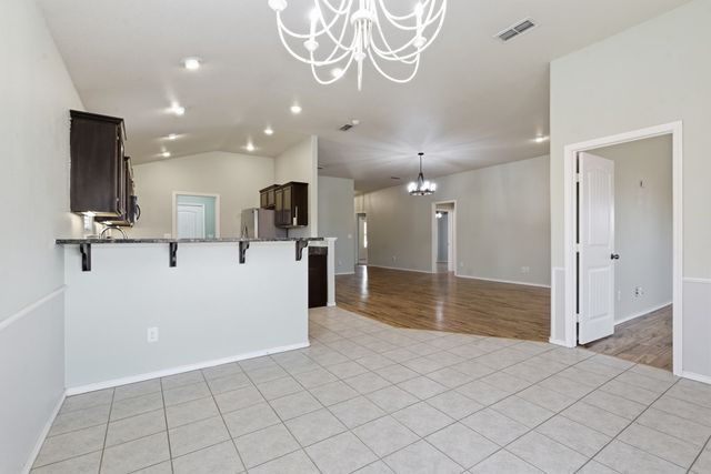 415 Nolan Ryan Dr, Midland, TX 79706