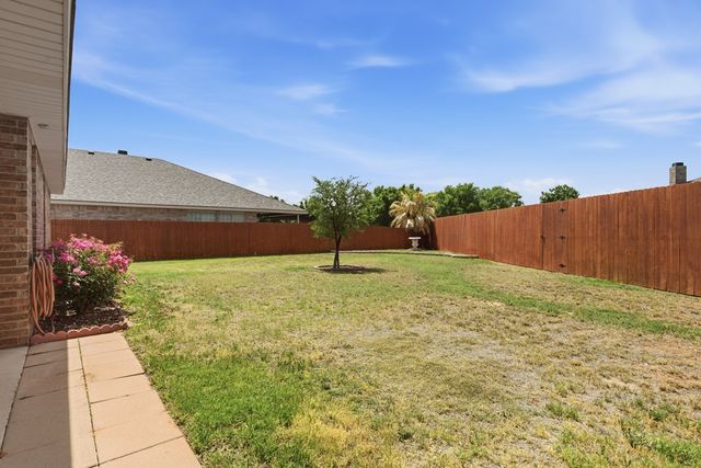 415 Nolan Ryan Dr, Midland, TX 79706