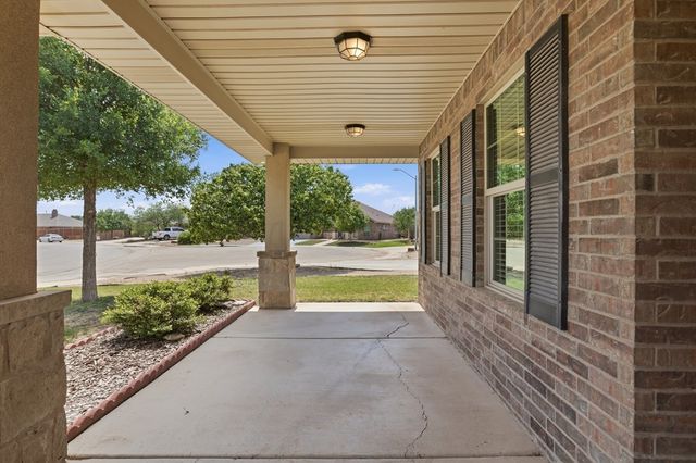 415 Nolan Ryan Dr, Midland, TX 79706