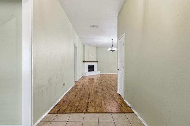 415 Nolan Ryan Dr, Midland, TX 79706