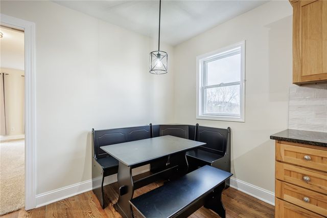 718 County Road 8, Farmington, NY 14425