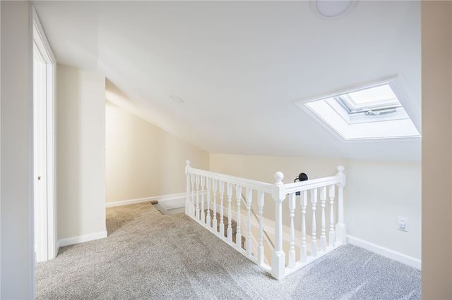 718 County Road 8, Farmington, NY 14425