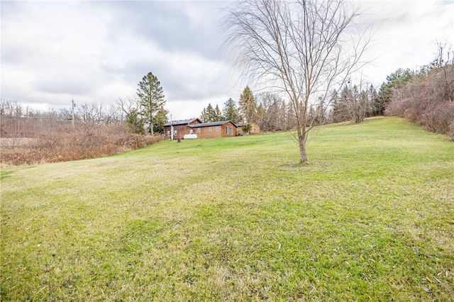 718 County Road 8, Farmington, NY 14425