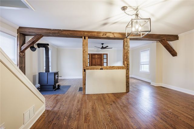 718 County Road 8, Farmington, NY 14425