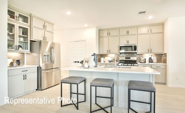 132 Patrick Henry Drive, Venus, TX 76084