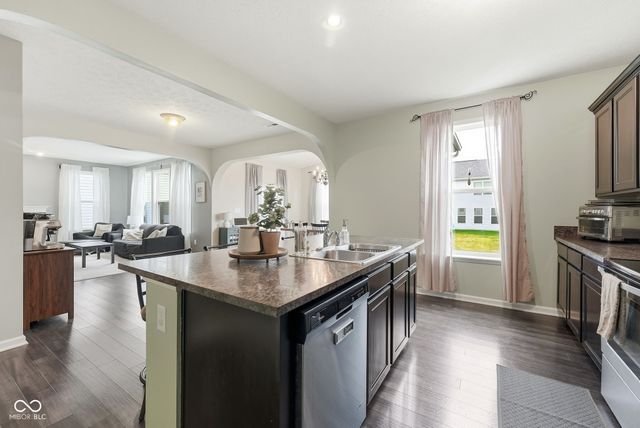 5785 Open Fields Drive, Whitestown, IN 46075