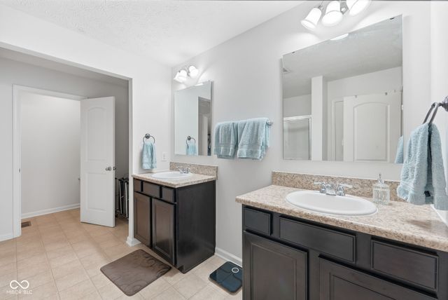 5785 Open Fields Drive, Whitestown, IN 46075