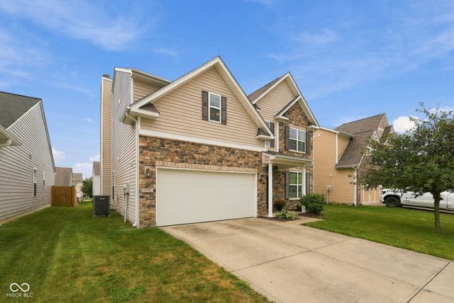5785 Open Fields Drive, Whitestown, IN 46075