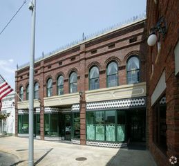 17 SE Court Square 203, Graham, NC 27253