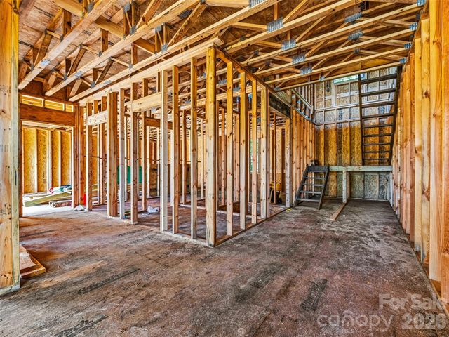23 Village Overlook Loop, Swannanoa, NC 28778