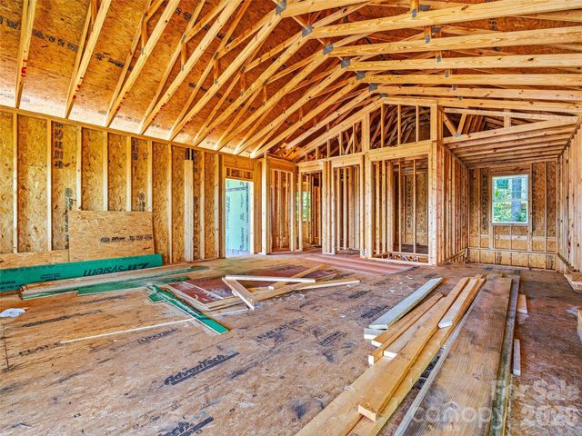 23 Village Overlook Loop, Swannanoa, NC 28778
