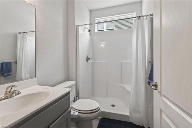 34 E Berkley DR, Hampton, VA 23663