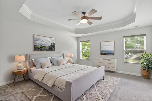 34 E Berkley DR, Hampton, VA 23663
